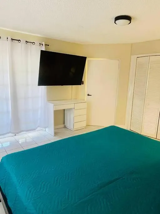Ocho Rios Retreat 아파트