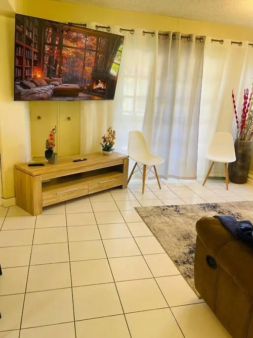 Ocho Rios Retreat 아파트  오쵸 리오스